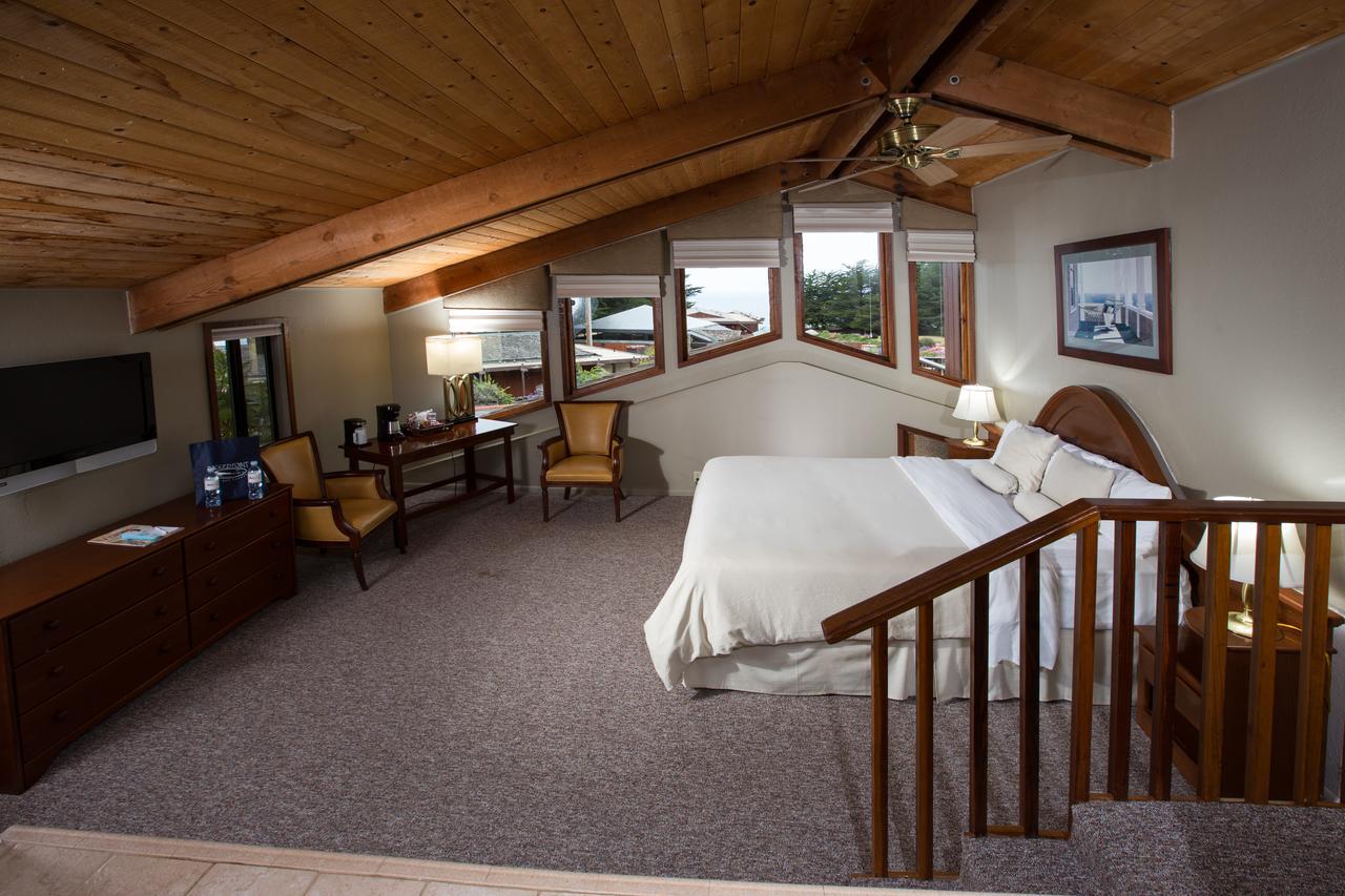 Ragged Point Inn Сан Саймън Екстериор снимка