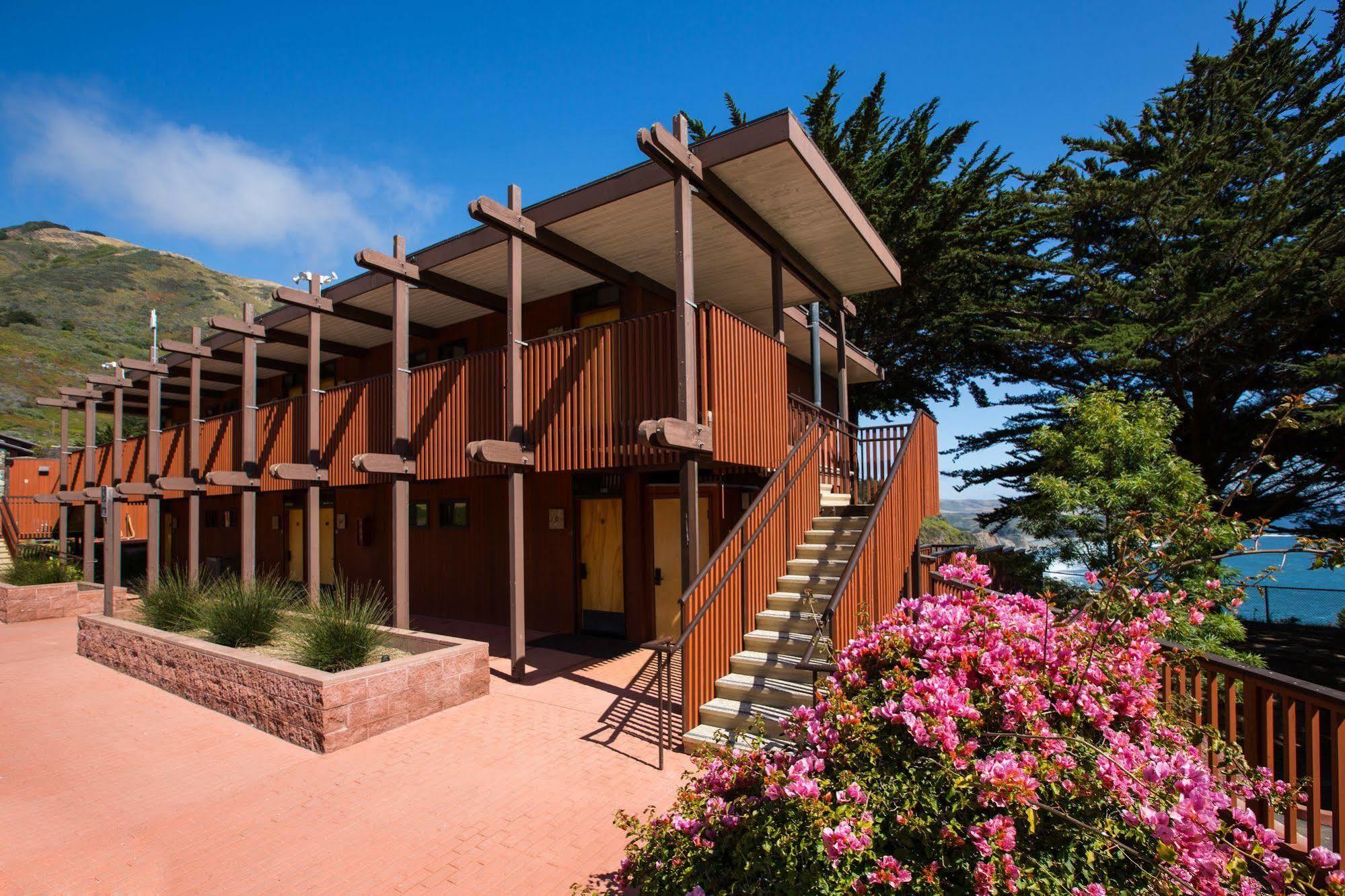 Ragged Point Inn Сан Саймън Екстериор снимка